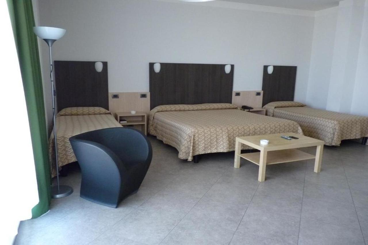 Lux 3*