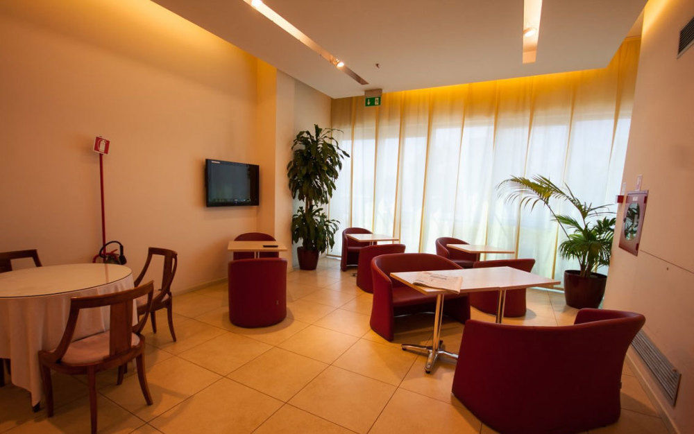Lux Hotel